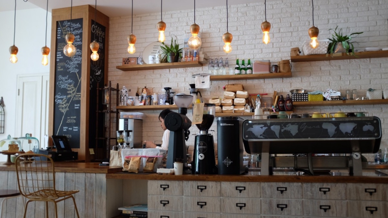 boutique-ST MARTIN VESUBIE-min_coffee_shop_light_cafe_coffee_shop-32620